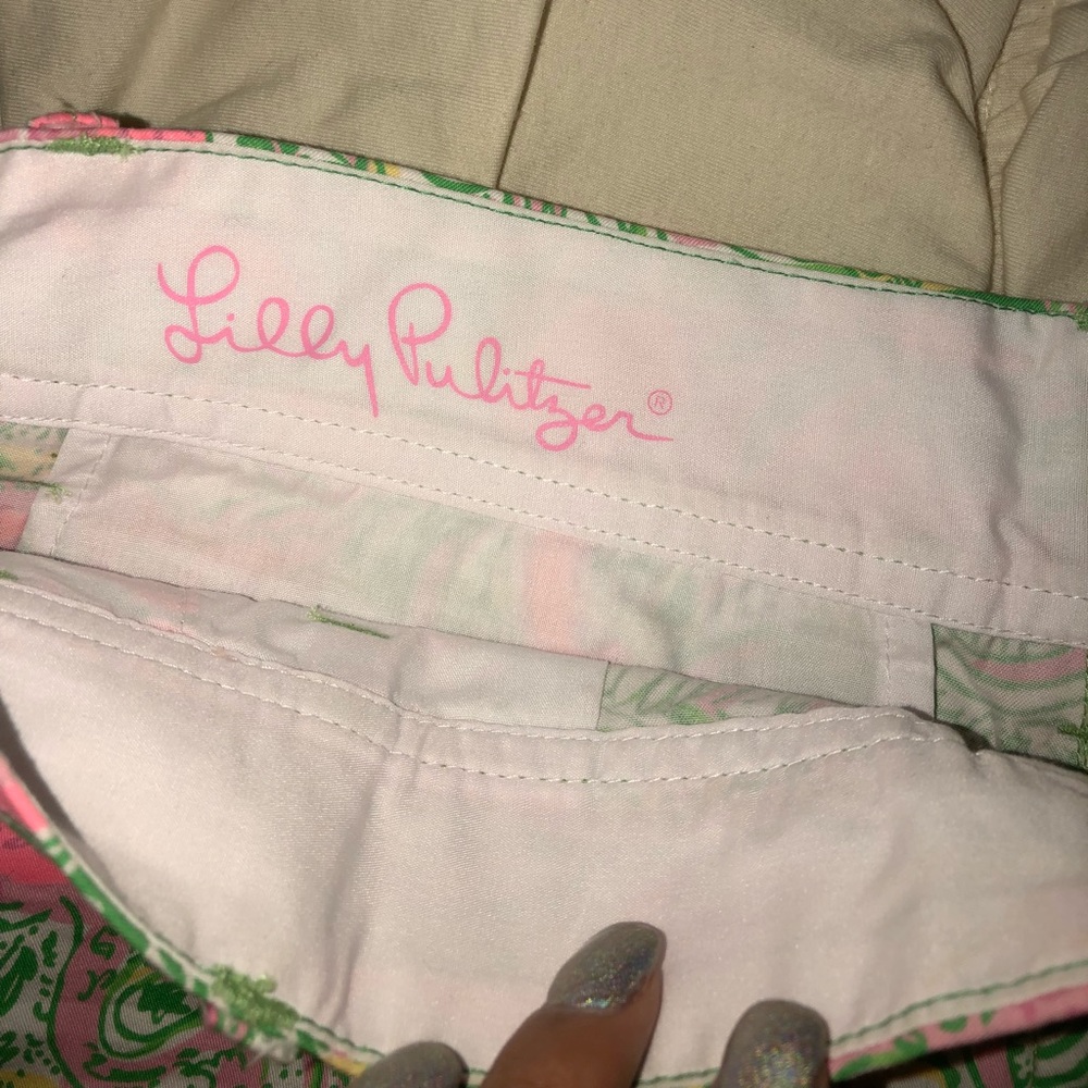 Lilly Pulitzer Walsh Shorts - Picture 3 of 4